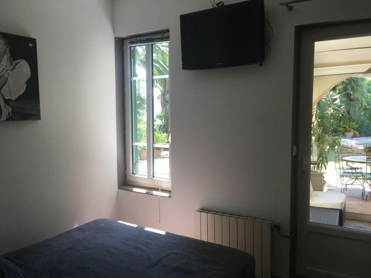 La Mandarinette Hotel La Seyne-sur-Mer Luaran gambar